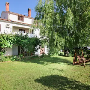 Milovan Apartment